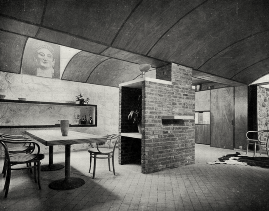 Innenraumaufnahme eines Raumes der Maison de Week-End von Le Corbusier